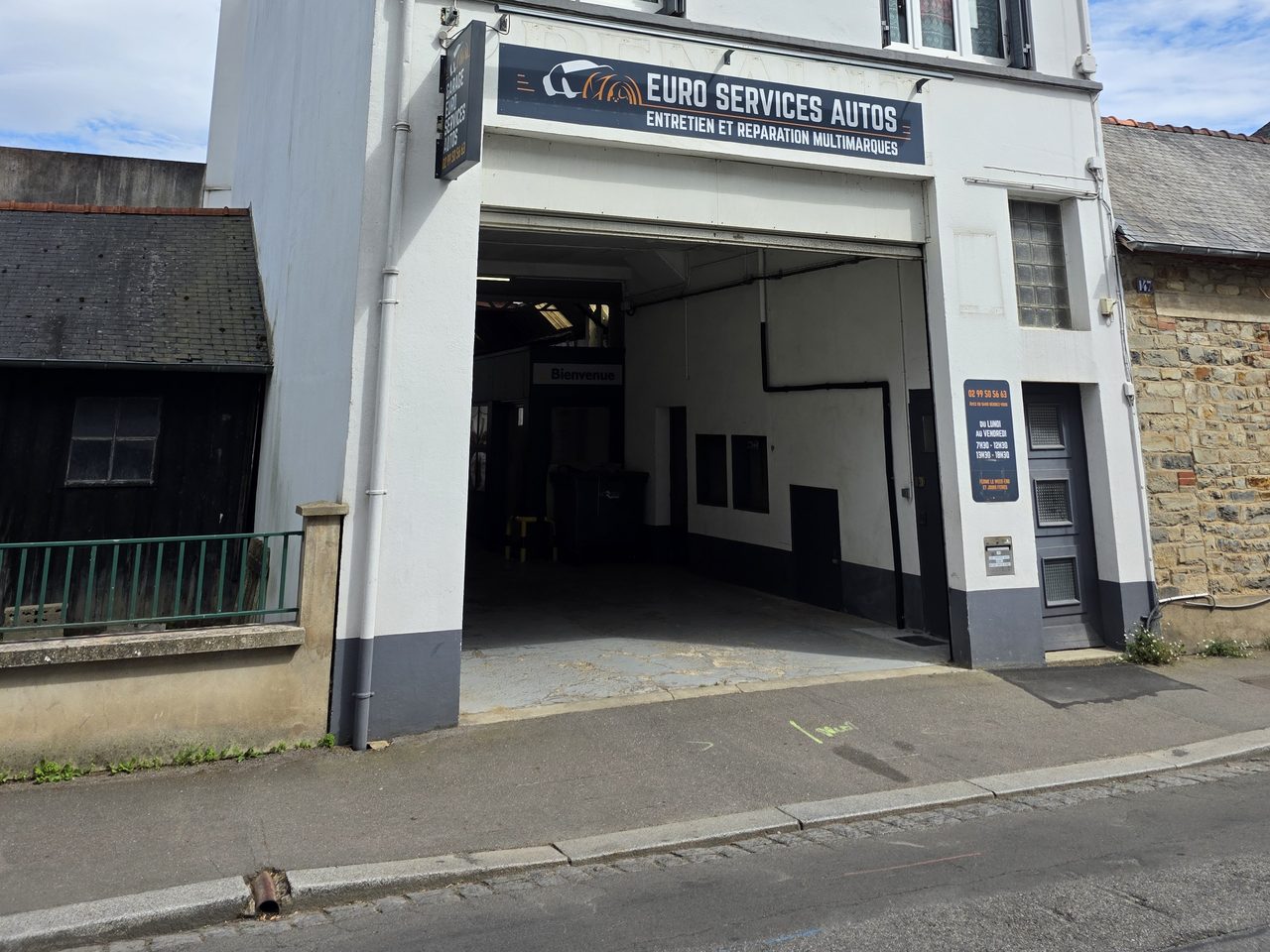 Façade du garage Euro Services Autos, 145 rue de Châtillon à Rennes
